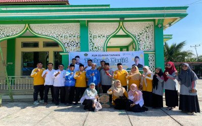 MTsN 5 Padang Pariaman Ambil Bagian dalam Thaharah Masjid Sambut Ramadhan 1447 H